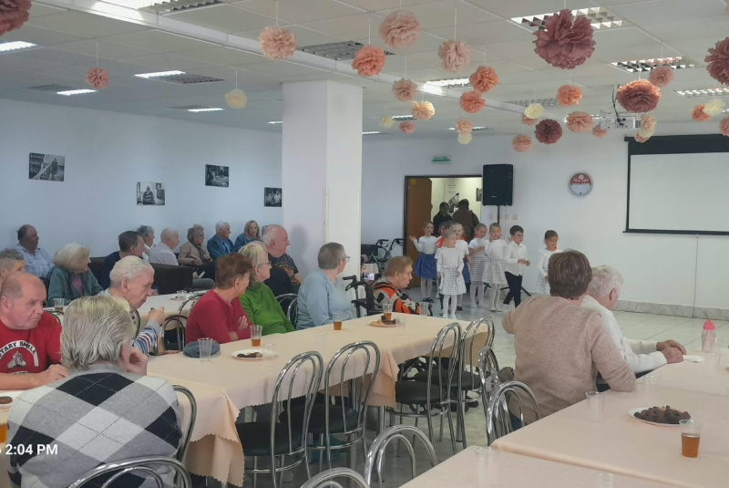Aktuality - úvod / Mesiac úcty k starším - foto Aktuality - úvod / Mesiac úcty k starším - foto